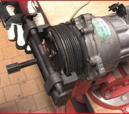 Extractor Universal Cu Caneluri Pentru Fulii De Curele. 40-165 Mm