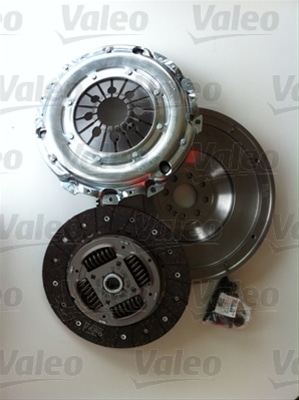 Kit Ambreiaj 4P (Set + Volanta Simpla) Valeo Nissan